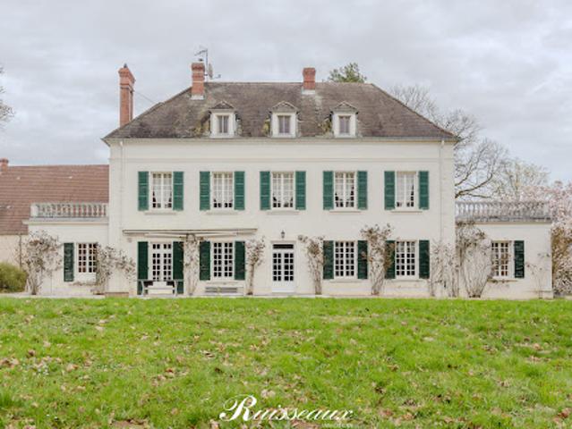 Vente Maison 10 pièces 389 m2 Damparis