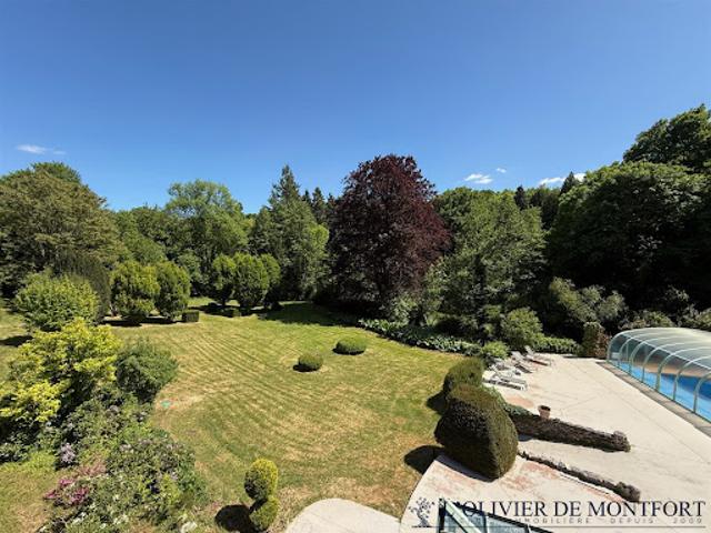 Vente Maison 10 pièces 395 m2 Montchauvet