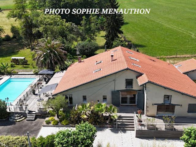 Vente Maison 10 pièces 300 m2 Peyrehorade