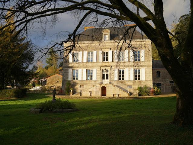 Vente Maison 10 pièces 300 m2 Pouzauges