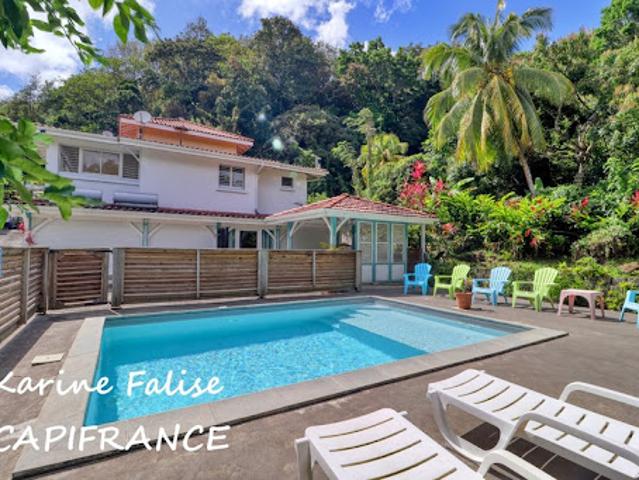 Vente Maison 10 pièces 308 m2 Sainte luce
