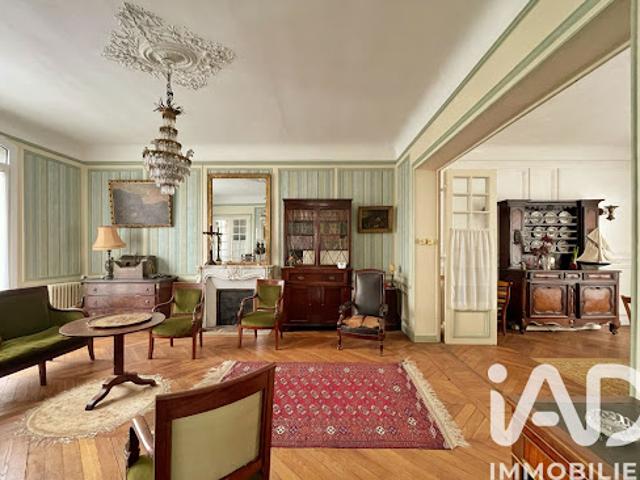 Vente Maison 10 pièces 309 m2 Compiegne