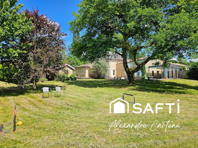 Vente Maison 10 pièces 309 m2 Fargues Saint Hilaire