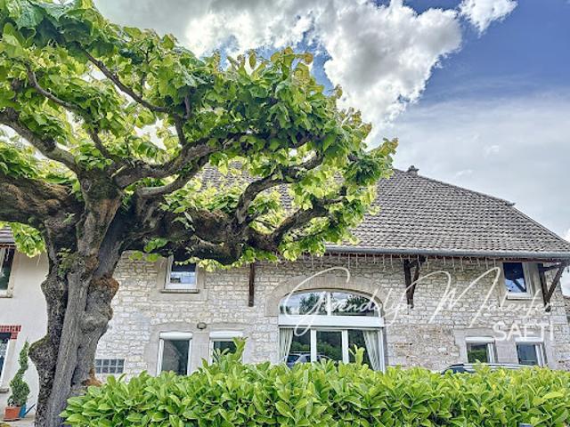 Vente Maison 10 pièces 312 m2 Arc et Senans