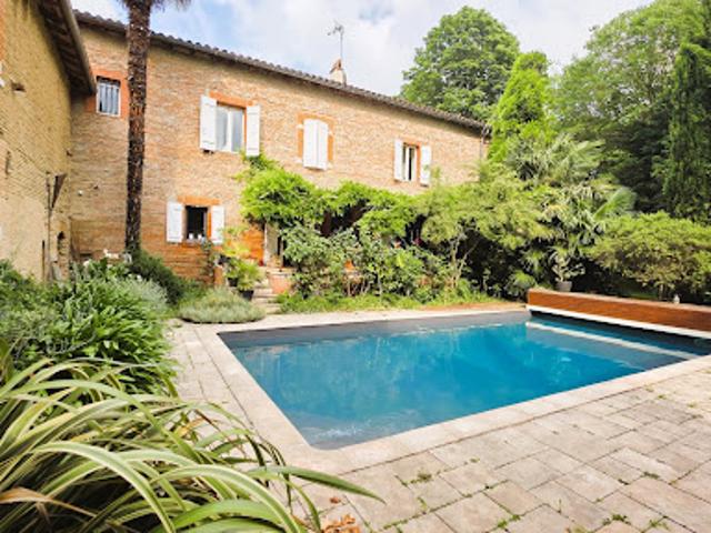 Vente Maison de maître 10 pièces 315 m2 Roquettes