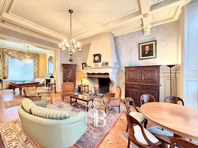 Vente Maison 10 pièces 316 m2 Lille