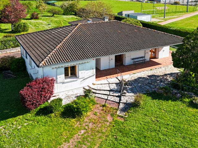 Vente Maison 10 pièces 320 m2 Tonnay Boutonne