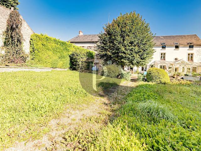 Vente Maison 10 pièces 320 m2 Le Mérévillois
