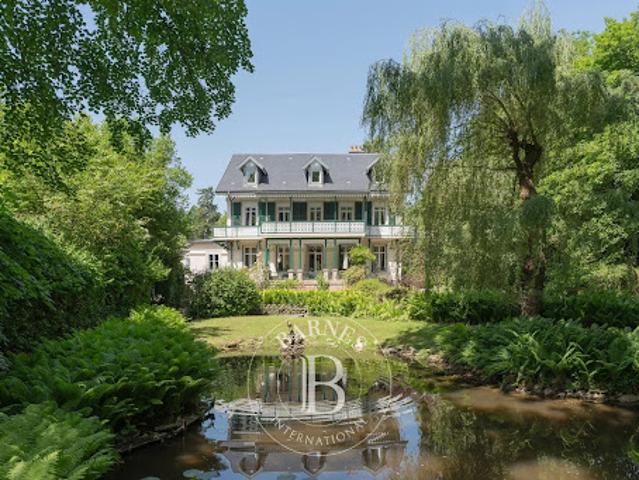 Vente Maison 10 pièces 322 m2 Thaon les Vosges