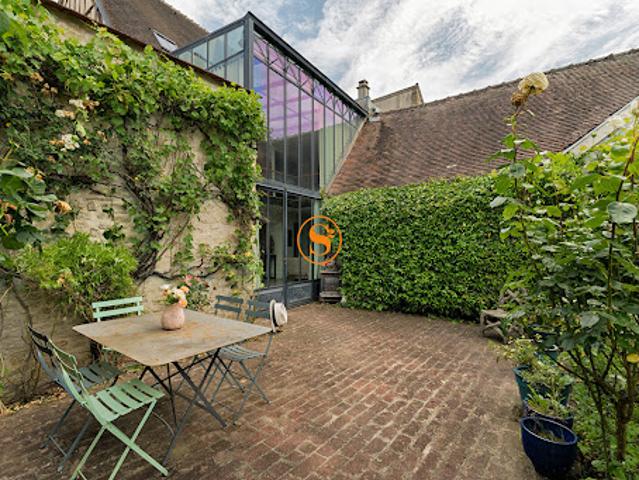 Vente Maison 10 pièces 324.59 m2 Senlis