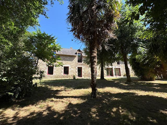 Vente Maison 10 pièces 325 m2 Rieux