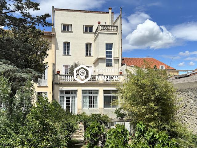 Vente Maison 10 pièces 328 m2 Ille sur Têt