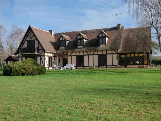 Vente Maison 10 pièces 329 m2 Autry le Châtel