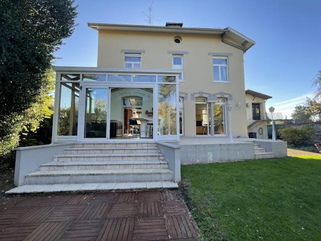 Vente Maison 10 pièces 337 m2 Carnières