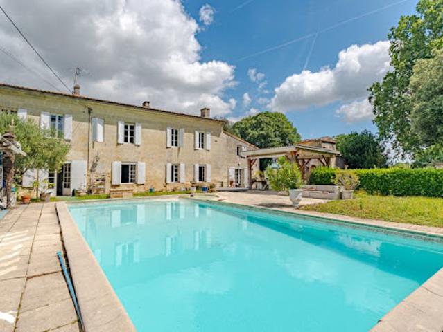 Vente Maison 10 pièces 335 m2 Saint Germain du Puch