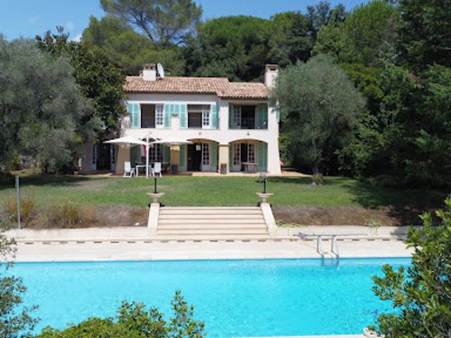 Vente Maison 10 pièces 260 m2 Roquefort les Pins