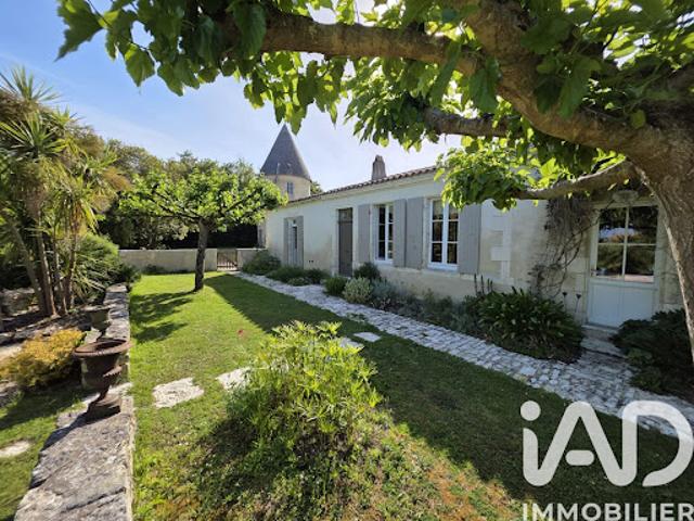 Vente Maison 10 pièces 460 m2 Saint Pierre d'Oléron