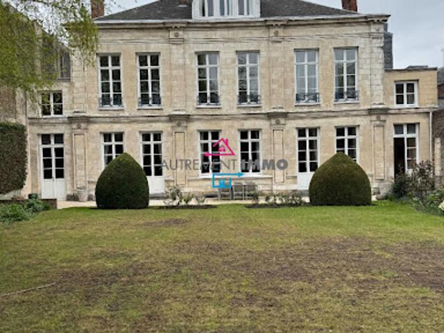 Vente Maison 10 pièces 469 m2 Arras