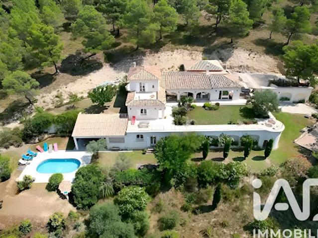 Vente Maison 10 pièces 470 m2 Rognes