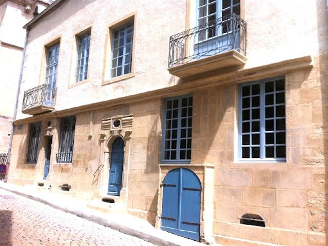 Vente Maison 10 pièces 400 m2 Semur en Auxois