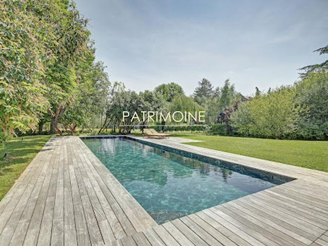 Vente Maison 10 pièces 404 m2 Saint Nom la Bretèche