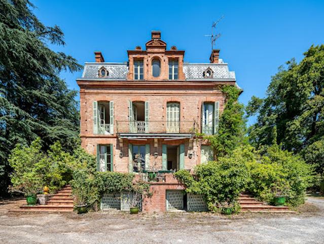 Vente Maison 10 pièces 425.3 m2 Rouffiac Tolosan