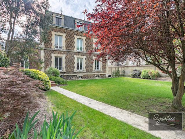 Vente Maison 10 pièces 432 m2 Chantilly