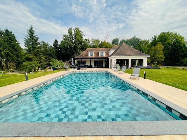 Vente Maison 10 pièces 434 m2 Villeneuve le Comte