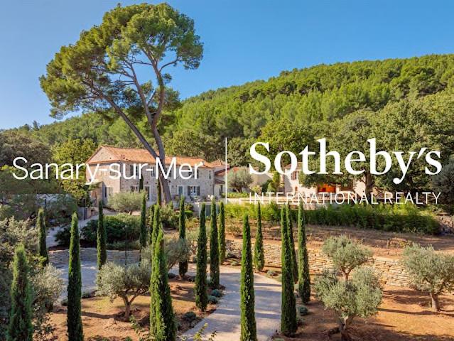Vente Maison 10 pièces 578 m2 Hyeres