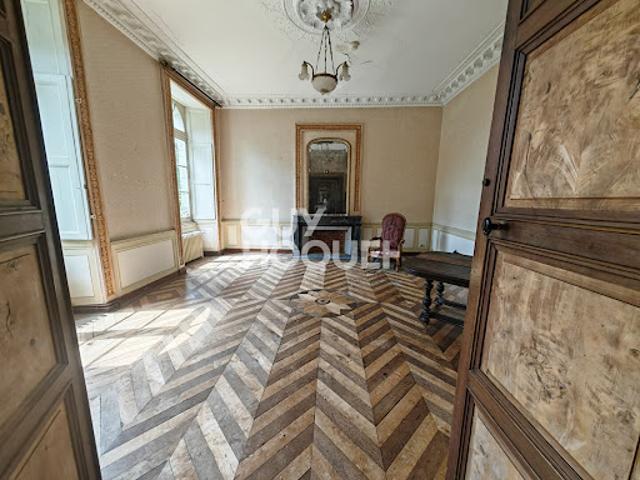 Vente Maison 10 pièces 675 m2 Bazouges la Pérouse
