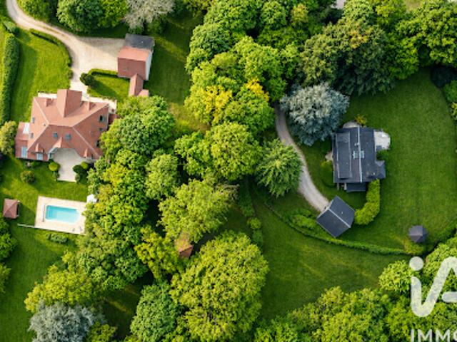 Vente Maison 10 pièces 600 m2 Soisy sur Seine