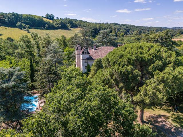 Vente Maison 10 pièces 618 m2 Moissac