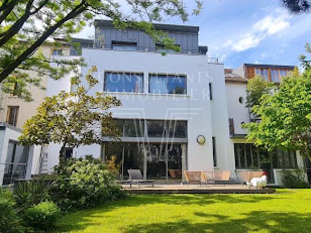 Vente Maison 10 pièces 702 m2 Issy les Moulineaux