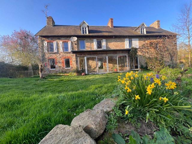 Vente maison 11 pièces Marigny le Lozon 50