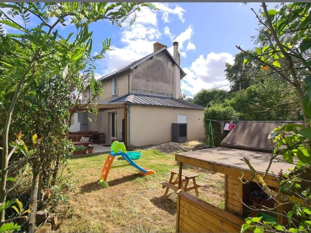 Vente maison 11 pièces Boismé 79