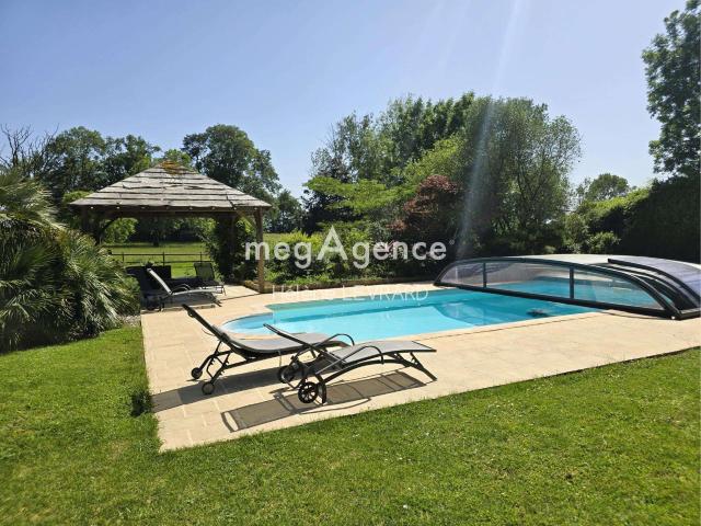 Vente maison 11 pièces Évron 53