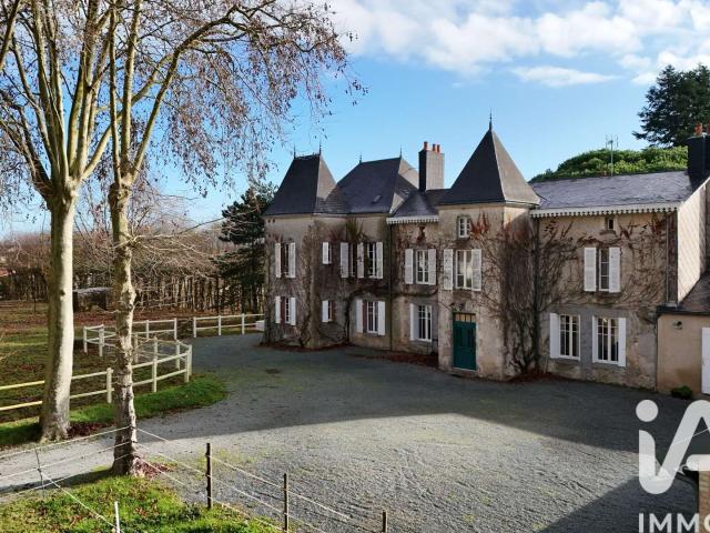 Vente maison 11 pièces Saint Mesmin 85