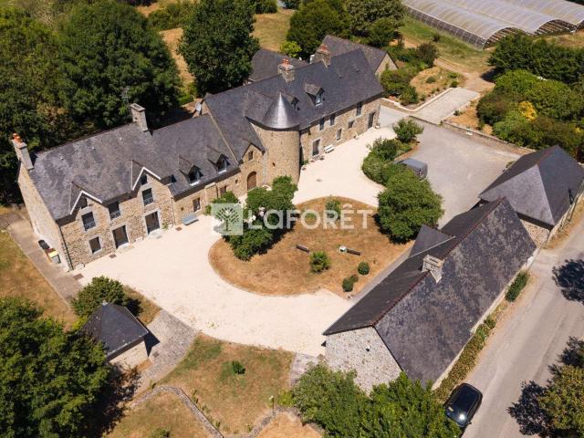 Vente maison 11 pièces Saint Aubin des Préaux 50