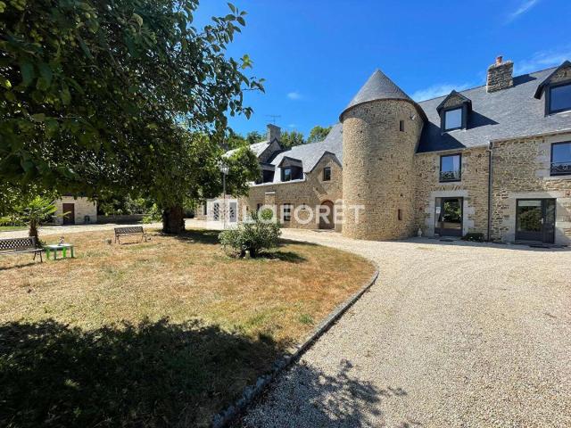 Vente maison 11 pièces Saint Aubin des Préaux 50