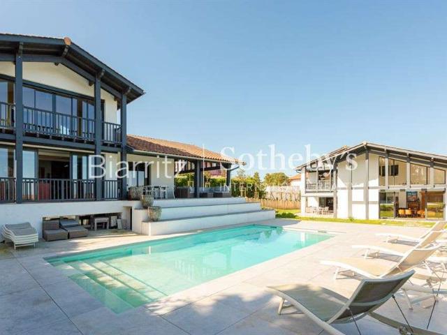Vente maison 11 pièces Saint Jean de Luz 64