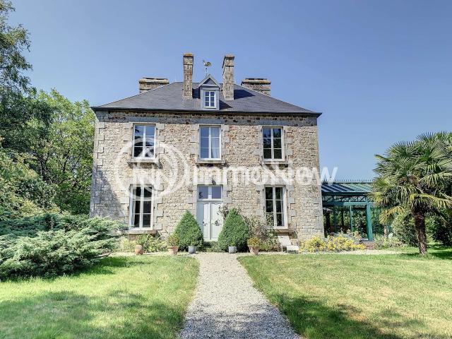 Vente maison 11 pièces Saint ursin 50