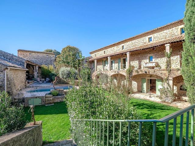 Vente maison 11 pièces Uzès 30