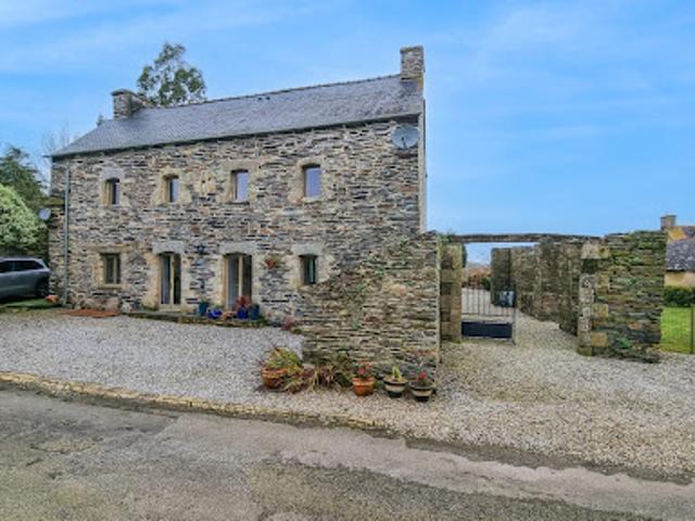 Vente Maison 11 pièces 187 m2 Merléac