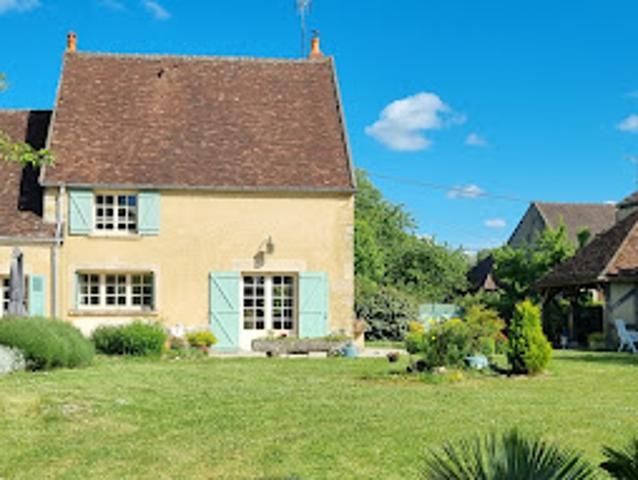 Vente Maison 11 pièces 188 m2 Champlemy