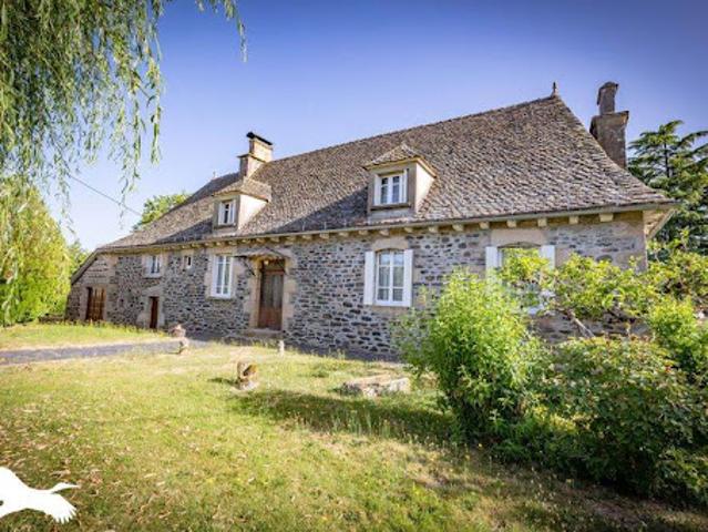 Vente Maison 11 pièces 193 m2 Saint Julien aux Bois