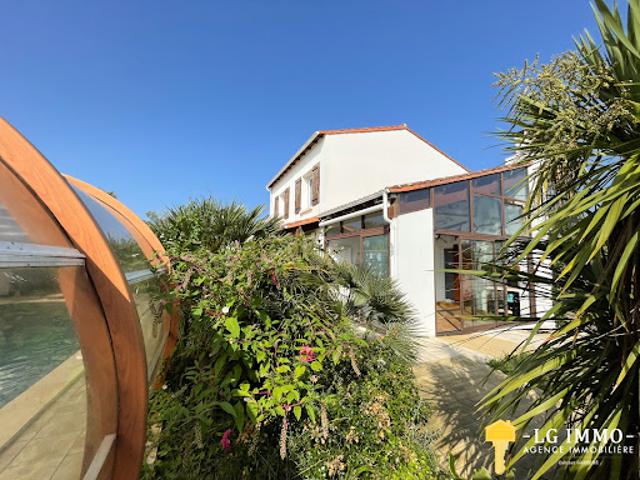 Vente Maison 11 pièces 190 m2 Saint Georges de Didonne