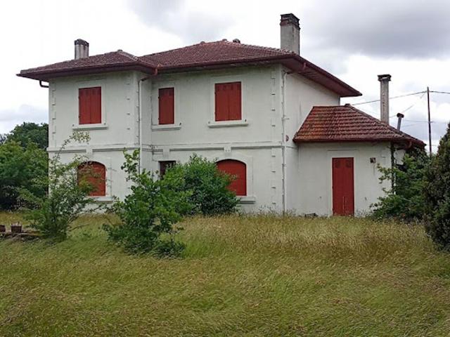 Vente Maison 11 pièces 195 m2 Escource