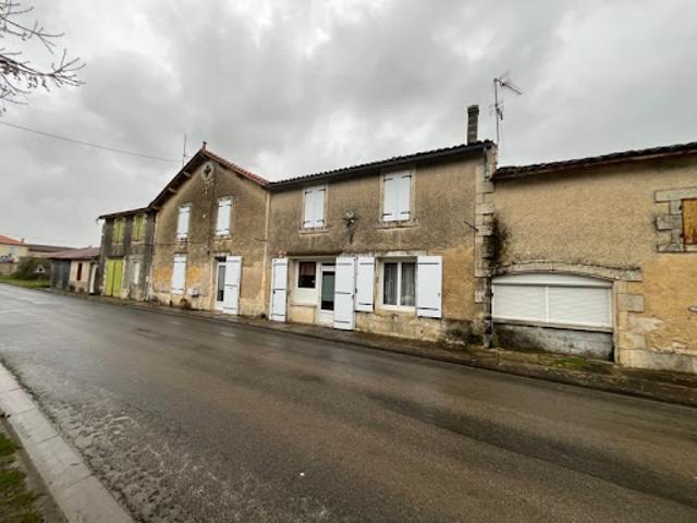 Vente Maison 11 pièces 195 m2 Matha