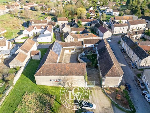Vente Maison 11 pièces 1015 m2 Fontainebleau
