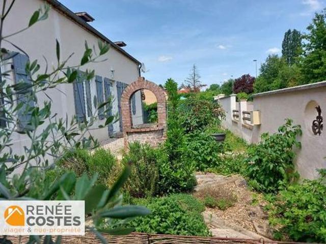 Vente Maison 11 pièces 240 m2 Champcevrais